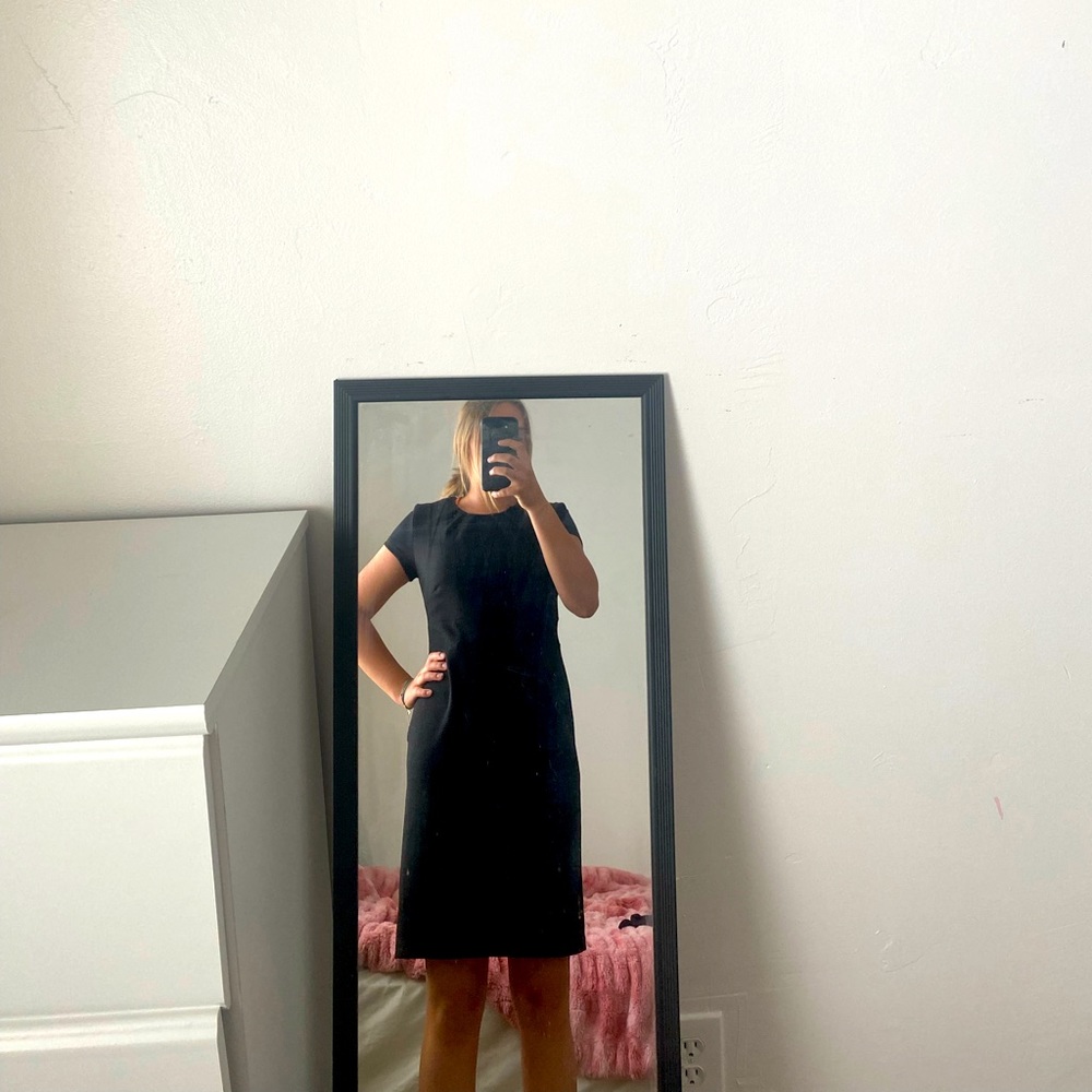 Cute black dress with pockets